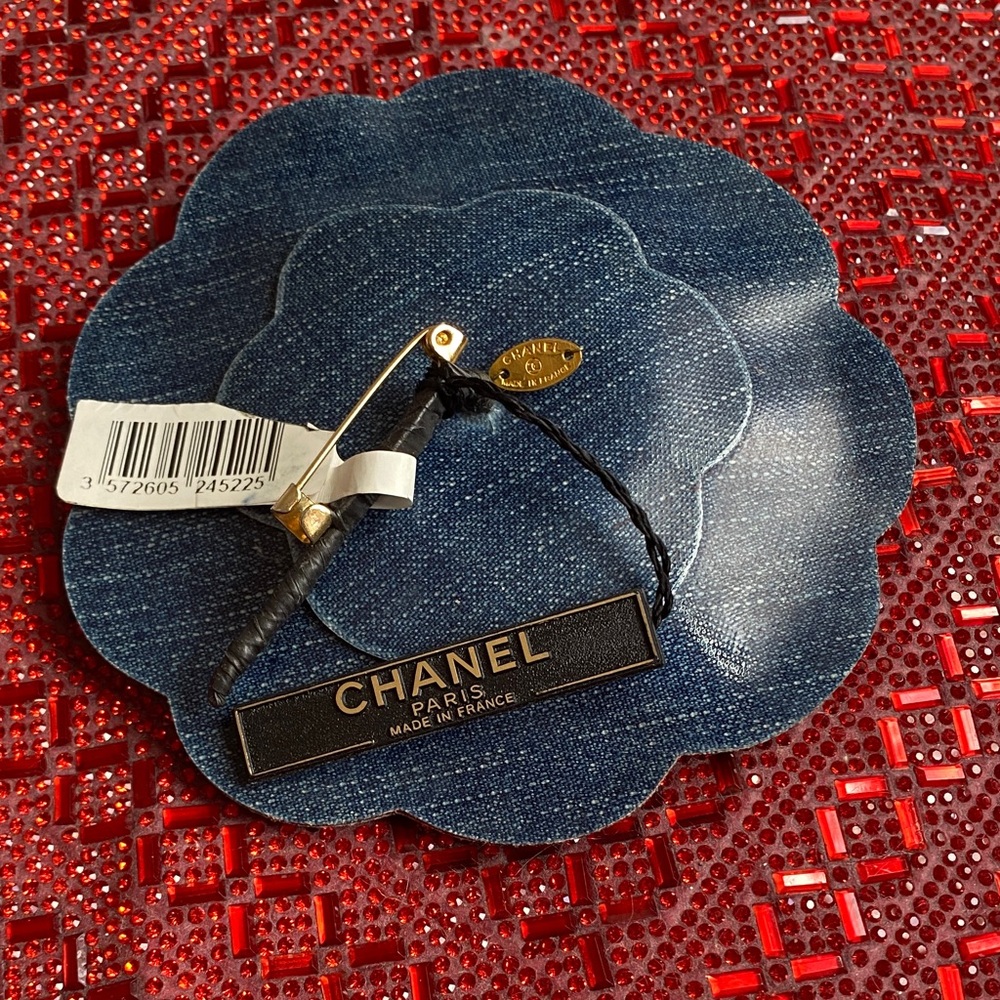 CHANEL Blue  Camellia broche